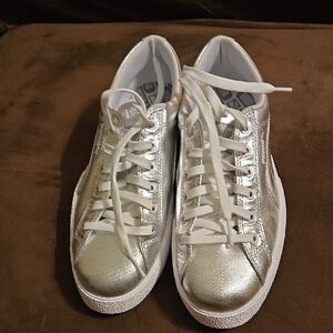 Puma Silver Sneakers Classic Low-Top Design